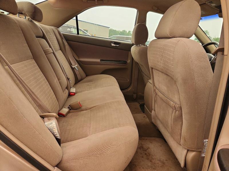 Photo 10 from auction – 2005 TOYOTA CAMRY with VIN 4T1BE32K05U540423