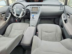 Photo 8 from auction – 2011 TOYOTA PRIUS with VIN JTDKN3DU6B0272953