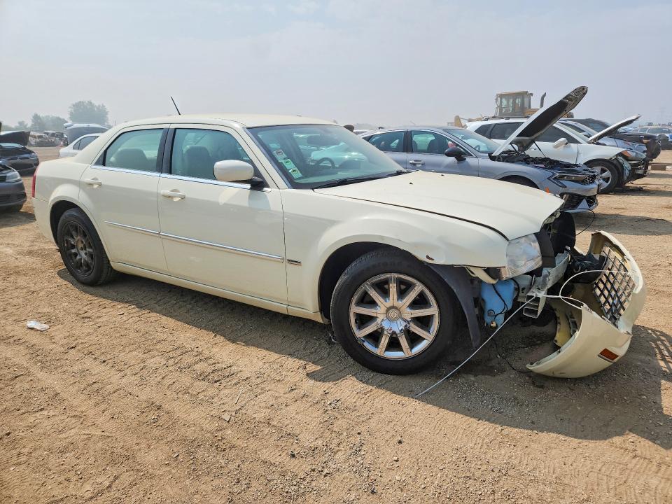 Photo 4 from auction – 2008 CHRYSLER 300 with VIN 2C3LA53G68H310861