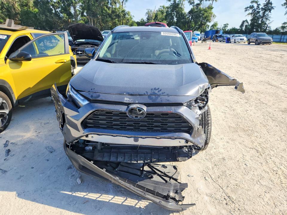 Photo 5 from auction – 2023 TOYOTA RAV4 with VIN 2T3W1RFV0PC235455