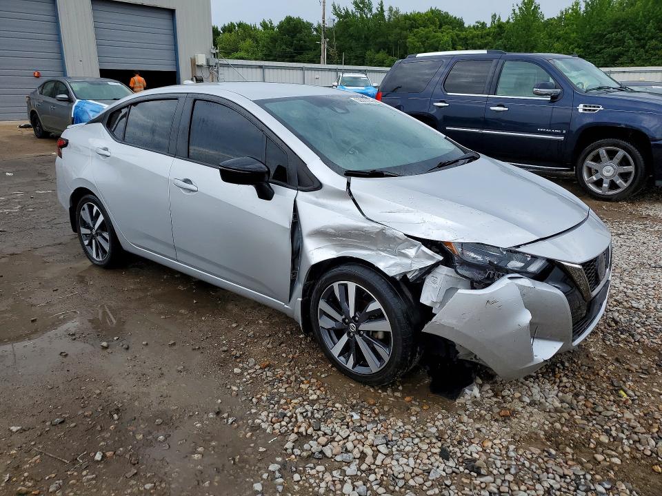 Photo 4 from auction – 2021 NISSAN VERSA with VIN 3N1CN8FV5ML893231