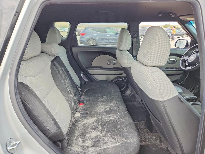 Photo 10 from auction – 2014 KIA SOUL with VIN KNDJN2A26E7717700