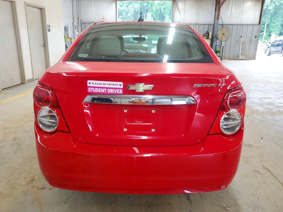 Photo 6 from auction – 2016 CHEVROLET SONIC with VIN 1G1JC5SHXG4119388