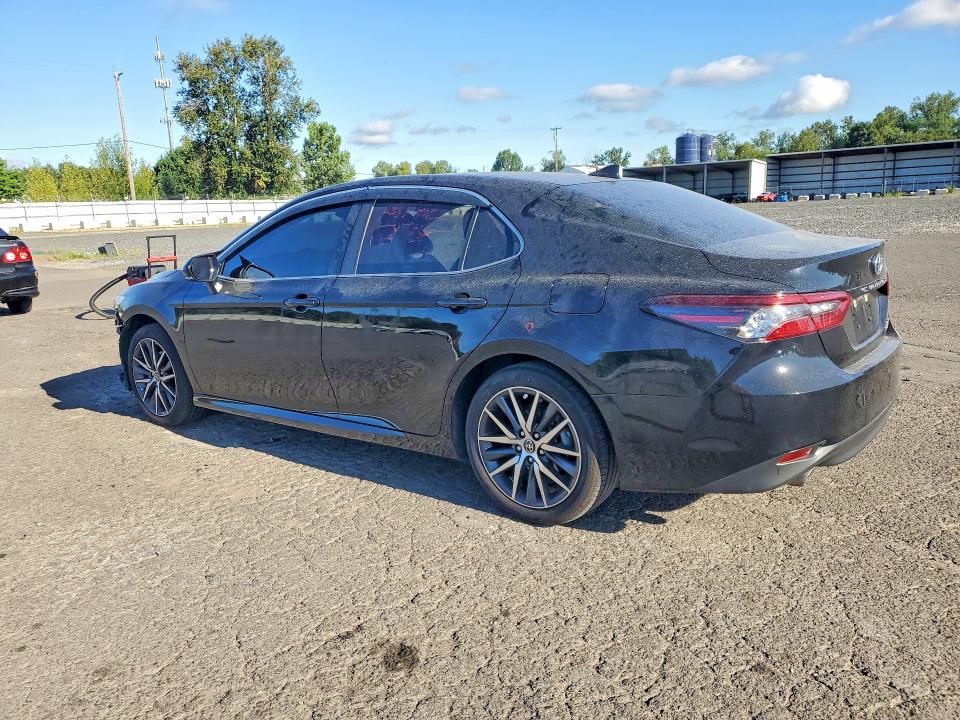 Photo 2 from auction – 2024 TOYOTA CAMRY with VIN 4T1F31AK8RU626727