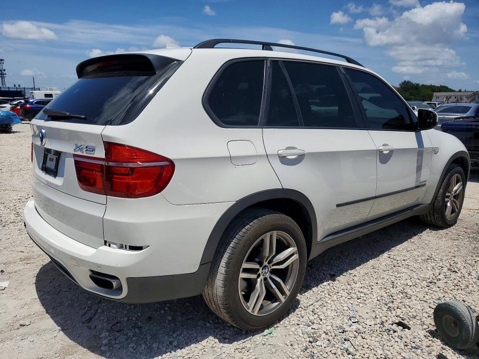 Photo 3 from auction – 2012 BMW X5 with VIN 5UXZV8C51CL423296