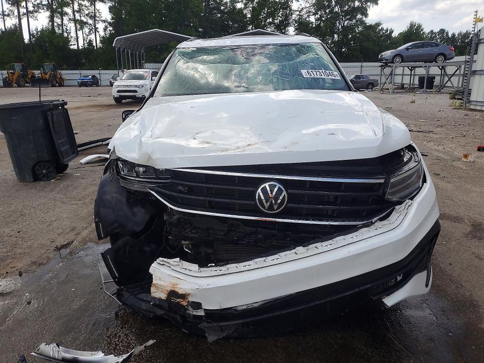 Photo 5 from auction – 2024 VOLKSWAGEN TIGUAN with VIN 3VVCB7AX9RM064321