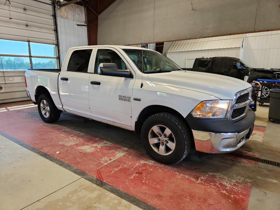 Photo 4 from auction – 2016 RAM 1500 with VIN 1C6RR7KT7GS351460