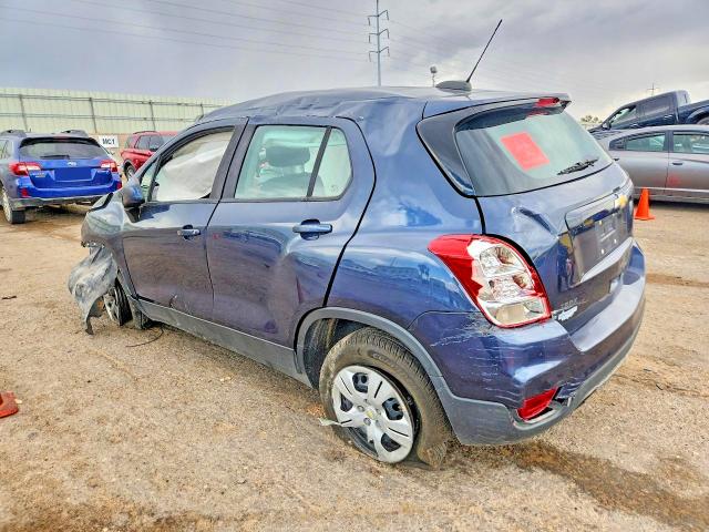 Photo 2 from auction – 2018 CHEVROLET TRAX with VIN 3GNCJKSBXJL290084