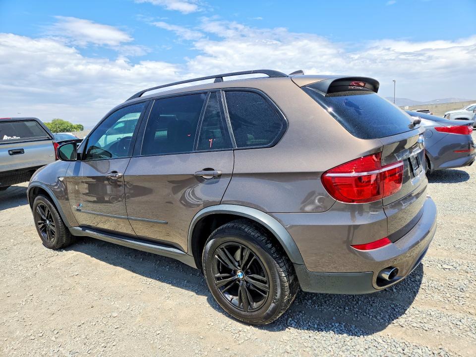 Photo 2 from auction – 2012 BMW X5 with VIN 5UXZW0C56CL667122