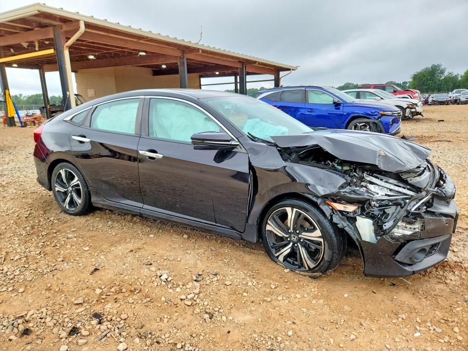 Снимка 4 от търг – 2016 HONDA CIVIC с VIN 19XFC1F90GE043168