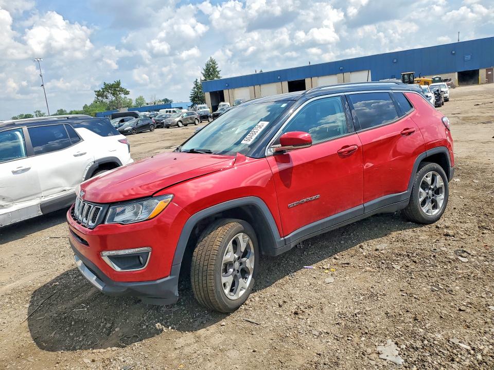JEEP COMPASS 2019 with VIN 3C4NJDCBXKT666666 - Photo from auction