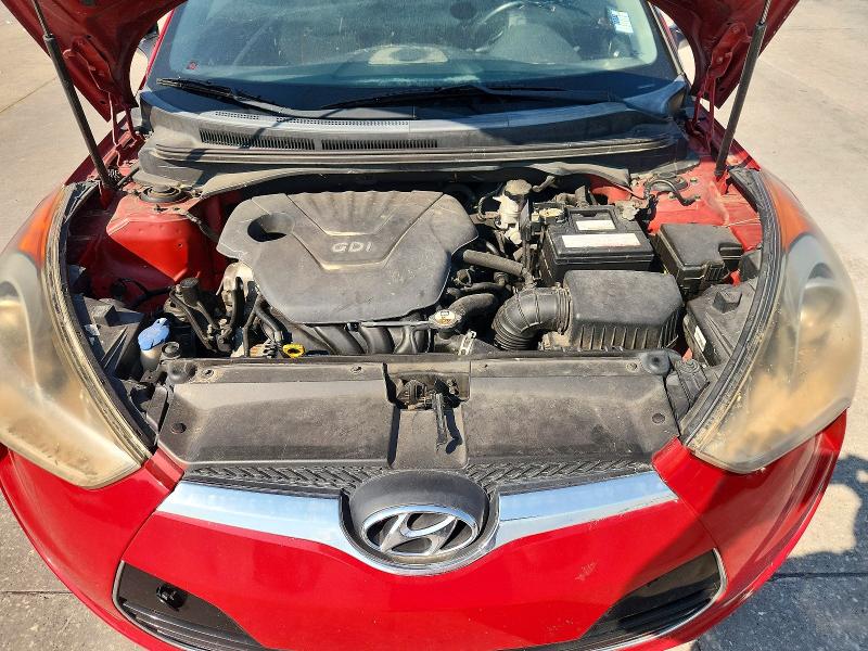 Photo 11 from auction – 2015 HYUNDAI VELOSTER with VIN KMHTC6AD8FU225546