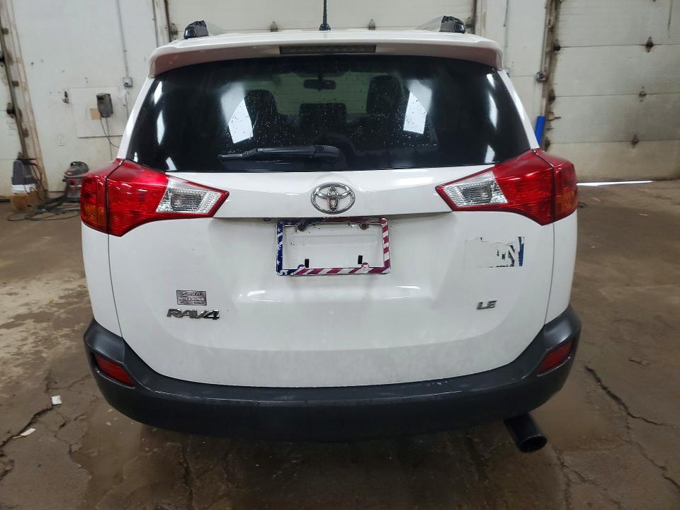 Photo 6 from auction – 2013 TOYOTA RAV4 with VIN JTMZFREV9DD021782
