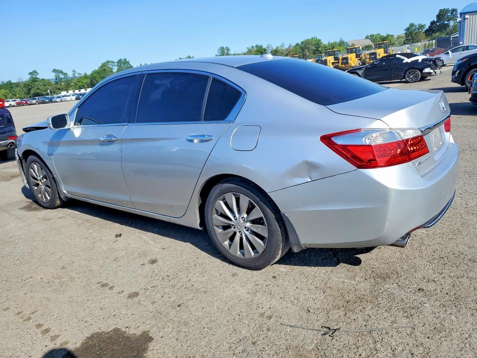 Photo 2 from auction – 2013 HONDA ACCORD with VIN 1HGCR3F84DA038866