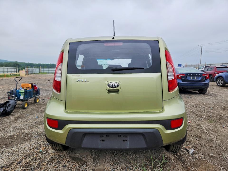 Photo 6 from auction – 2013 KIA SOUL with VIN KNDJT2A58D7631643