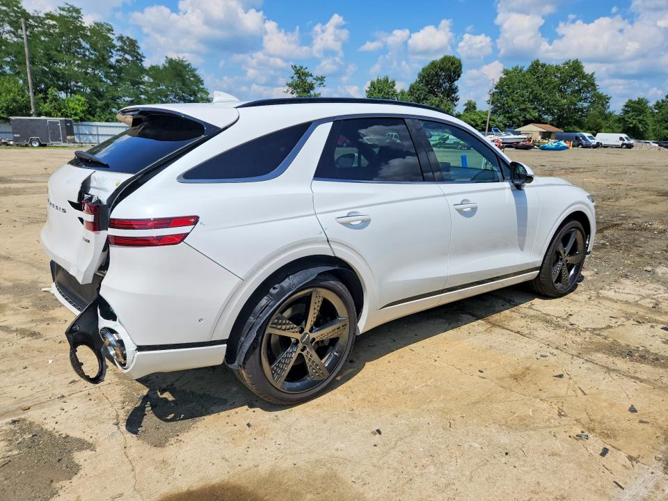 Photo 3 from auction – 2025 GENESIS GV70 with VIN 5NMMCDTC5SH028482