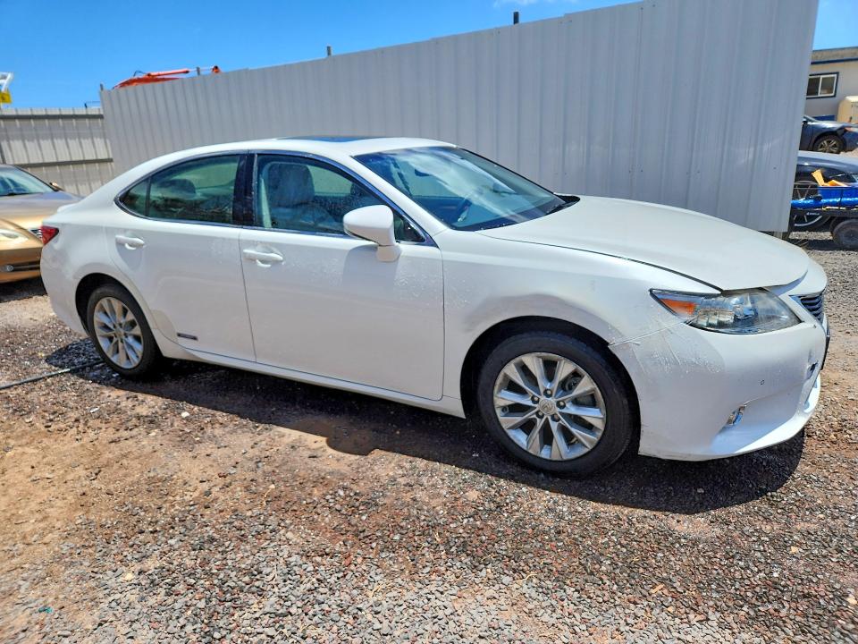 Zdjęcie 4 z aukcji – 2014 LEXUS ES z VIN JTHBW1GG7E2038920