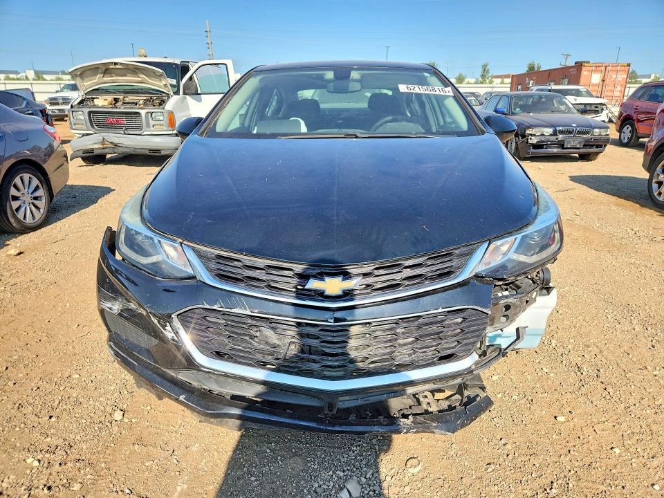 Photo 5 from auction – 2018 CHEVROLET CRUZE with VIN 1G1BE5SM9J7148656
