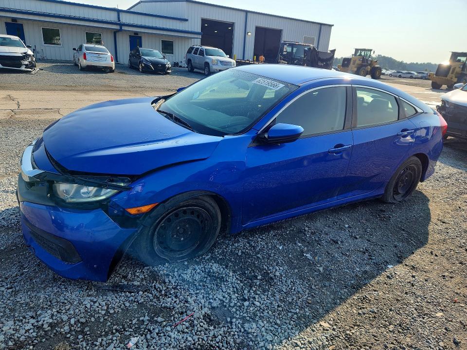 Снимка 1 от търг – 2017 HONDA CIVIC с VIN 2HGFC2F58HH504188