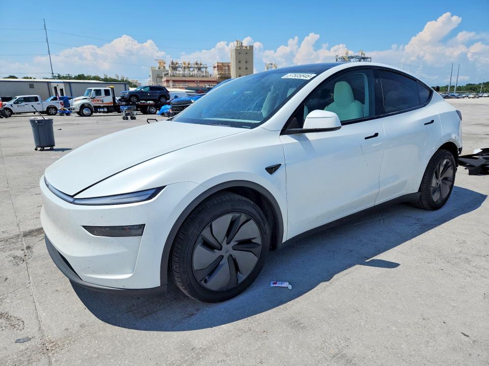 TESLA MODEL Y 2026 with VIN 7SAYGDEE8TA396999 - Photo from auction