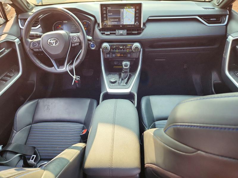 Photo 8 from auction – 2020 TOYOTA RAV4 with VIN JTMEWRFV8LJ032480