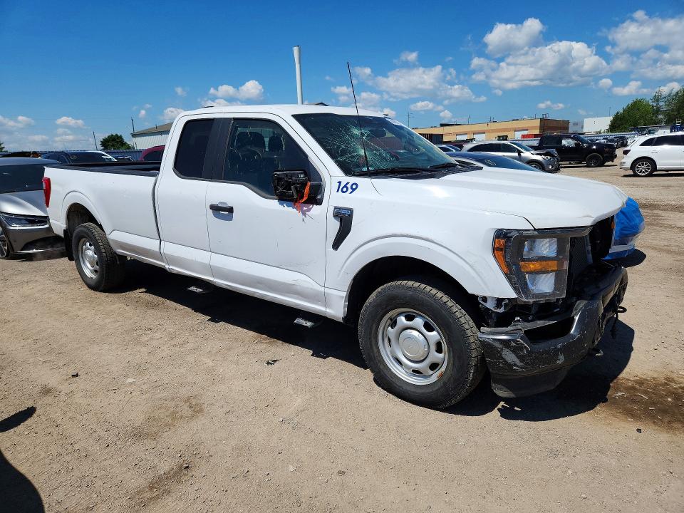 Photo 4 from auction – 2023 FORD F150 with VIN 1FTFX1E82PKD03080