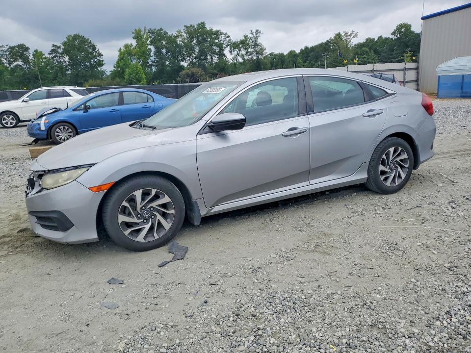HONDA CIVIC 2016 with VIN 19XFC2F77GE081811 - Photo from auction