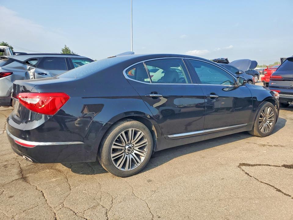 Photo 3 from auction – 2014 KIA CADENZA with VIN KNALN4D70E5137931