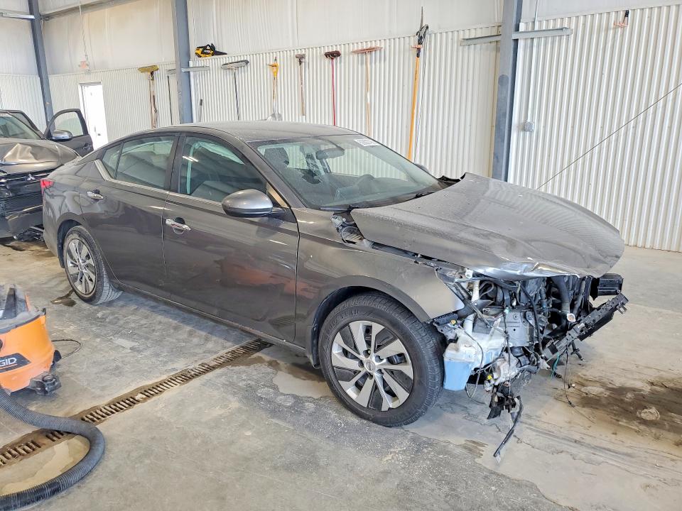 Photo 4 from auction – 2019 NISSAN ALTIMA with VIN 1N4BL4BV1KC222117