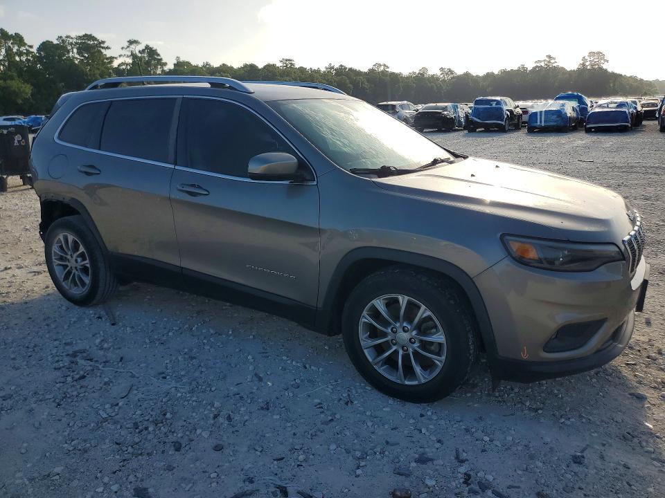 Photo 4 from auction – 2019 JEEP CHEROKEE with VIN 1C4PJLLB1KD110576