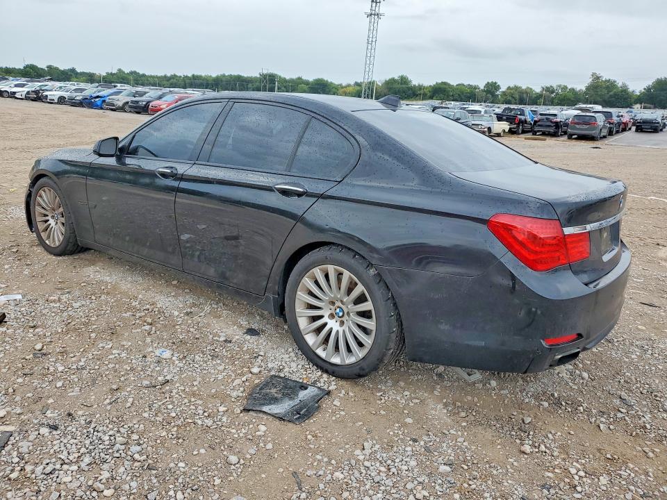 Photo 2 from auction – 2009 BMW 750 with VIN WBAKA83509CY33950