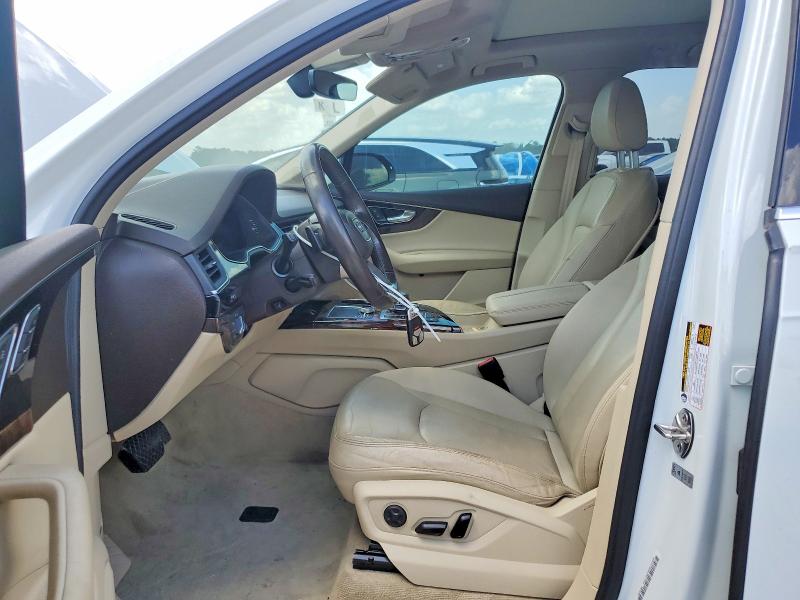 Photo 7 from auction – 2017 AUDI Q7 with VIN WA1LAAF79HD027362