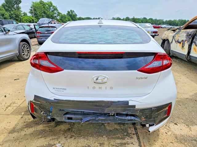 Photo 6 from auction – 2017 HYUNDAI IONIQ with VIN KMHC75LC1HU048327
