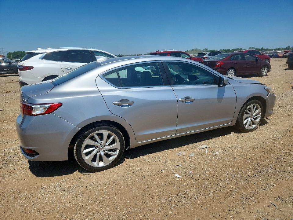 Photo 3 from auction – 2017 ACURA ILX with VIN 19UDE2F77HA012110