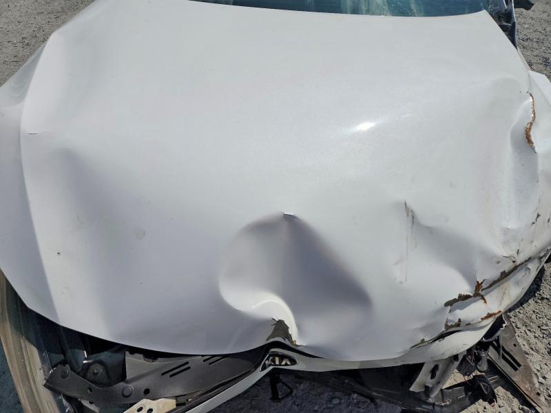 Photo 11 from auction – 2015 KIA OPTIMA with VIN 5XXGM4A71FG456781
