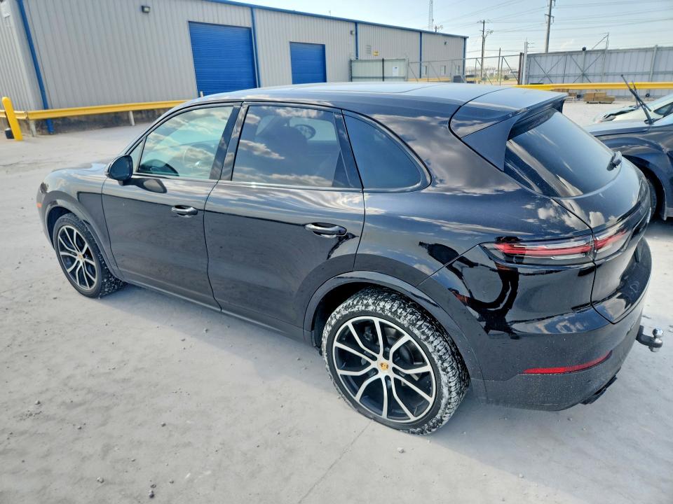 Photo 2 from auction – 2019 PORSCHE CAYENNE with VIN WP1AB2AY0KDA61552