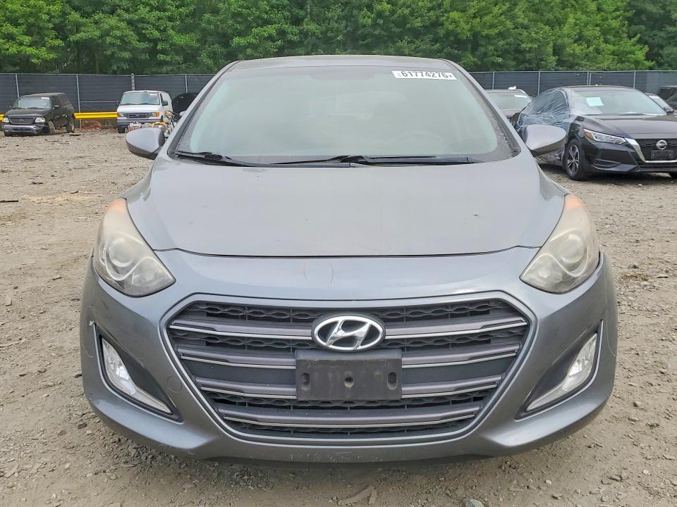 Photo 5 from auction – 2017 HYUNDAI ELANTRA GT with VIN KMHD35LH7HU363256