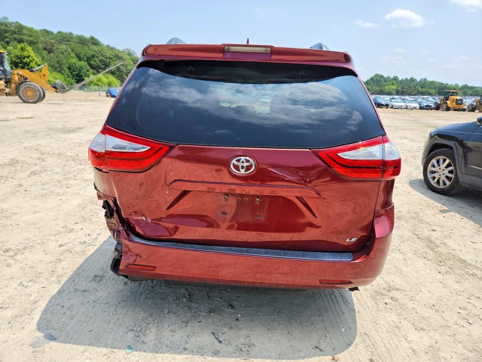 Photo 6 from auction – 2018 TOYOTA SIENNA with VIN 5TDKZ3DC1JS903051