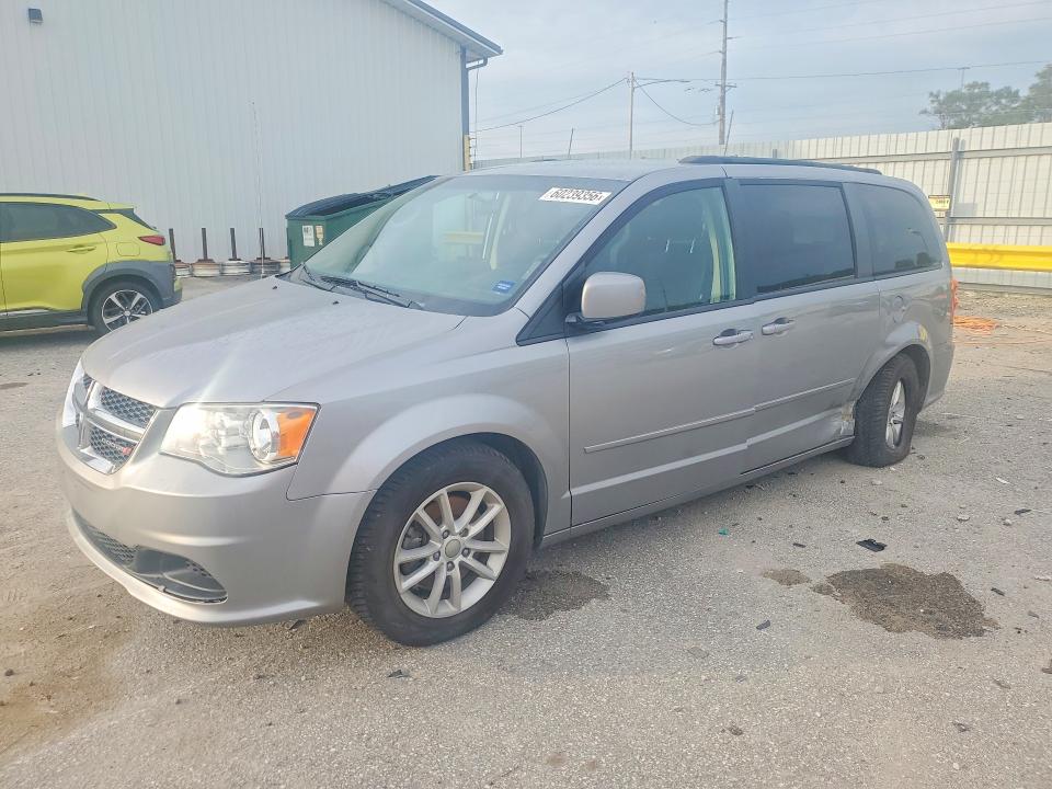 DODGE GRAND CARAVAN 2016 with VIN 2C4RDGCG3GR235019 - Photo from auction