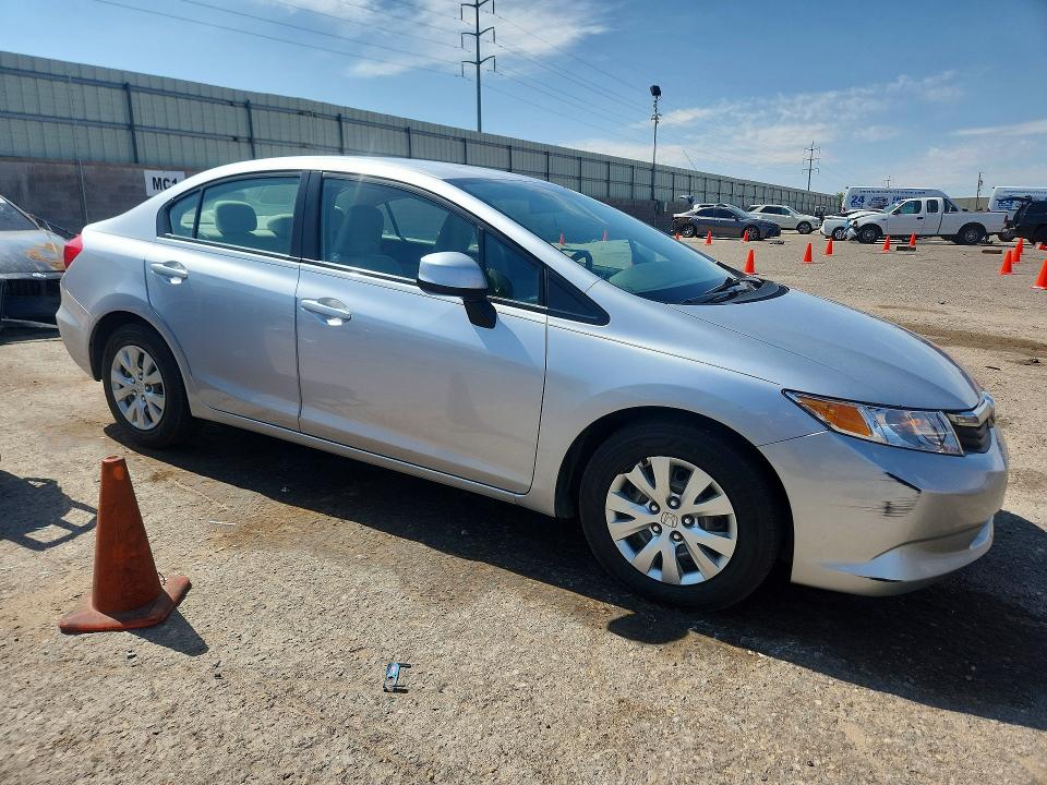 Photo 4 from auction – 2012 HONDA CIVIC with VIN 19XFB2F50CE008727