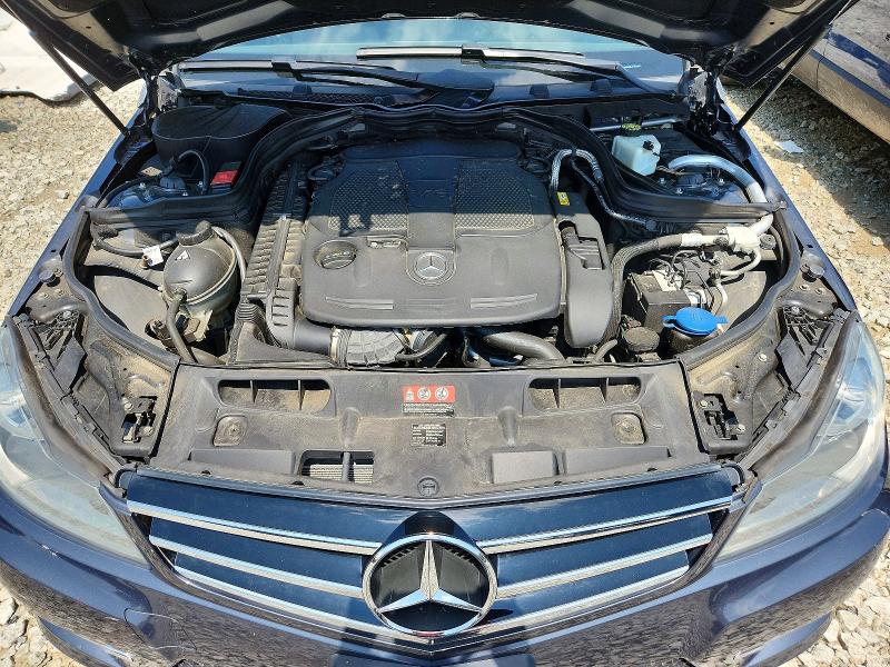 Photo 11 from auction – 2014 MERCEDES-BENZ C with VIN WDDGF8AB1EA931786