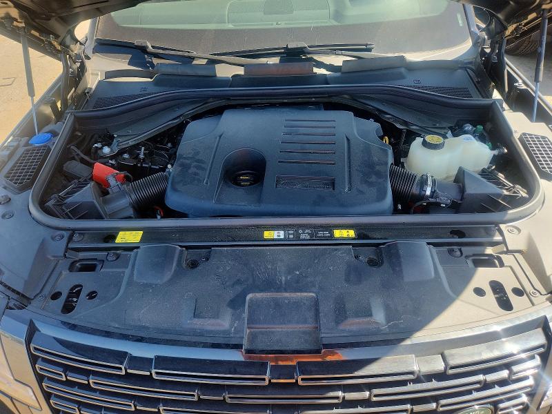 Photo 12 from auction – 2025 LAND ROVER RANGE ROVER with VIN SALKPBFU7SA326989