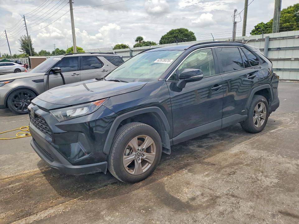 Photo 1 from auction – 2025 TOYOTA RAV4 with VIN JTMMWRFV5SD299861