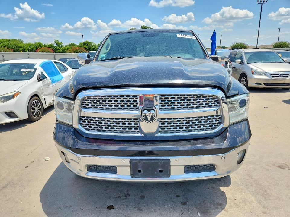 Снимка 5 от търг – 2017 RAM 1500 с VIN 1C6RR7NT5HS619127