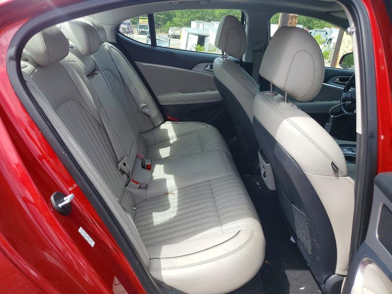 Photo 10 from auction – 2019 GENESIS G70 with VIN KMTG74LEXKU017524
