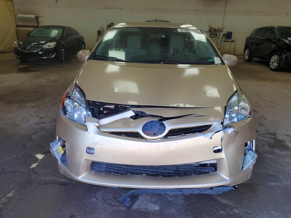 Photo 5 from auction – 2011 TOYOTA PRIUS with VIN JTDKN3DU8B1441672
