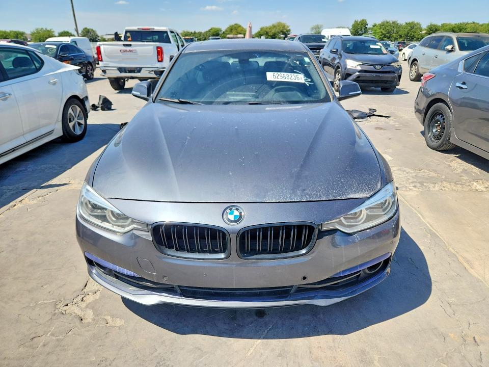 Photo 5 from auction – 2017 BMW 330 with VIN WBA8D9C30HA011715