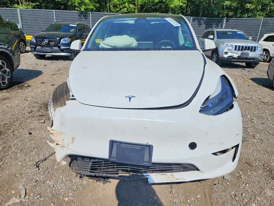 صورة رقم 5 من المزاد - 2024 TESLA MODEL Y مع VIN 7SAYGDEEXRA259040