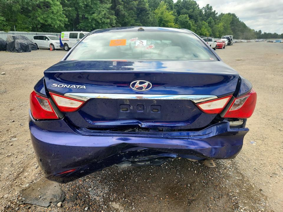 Photo 6 from auction – 2012 HYUNDAI SONATA with VIN 5NPEB4AC2CH472983