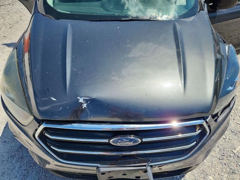 صورة رقم 12 من المزاد - 2017 FORD ESCAPE مع VIN 1FMCU9G97HUB75002